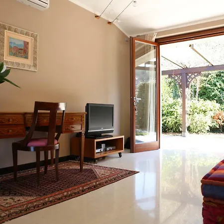 아파트 A Casa Di Emy, Di Garda 토리델베나코