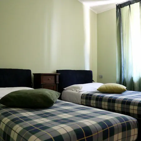 A Casa Di Emy, Di Garda